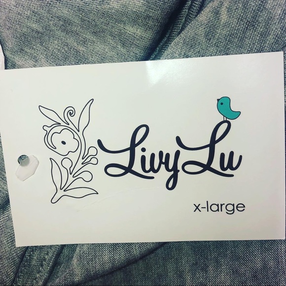 Livy Lu Tank Top - Picture 5 of 7